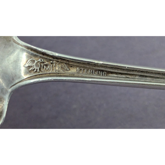 Baker Manchester Solid Sterling Silver Bon Bon Spoon 5.5" No monogram 15g - Picture 6 of 8